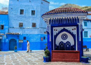 Chefchaoue, immergersi nel blu profondo della medina