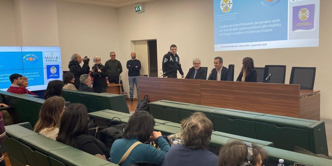 Autismo e inclusione: i risultati del programma “Passi in avanti” finanziato dalla Regione per 1,6 milioni di euro 1 Autismo e inclusione: i risultati del programma “Passi in avanti” finanziato dalla Regione per 1,6 milioni di euro