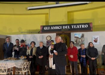 Seducono i “Cornetti” messi in scena dagli Amici del Teatro di Sersale applauditi da ben 500 spettatori