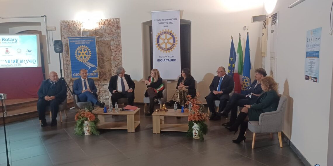 Gioia Tauro, ha preso il via il Festival del Mediterraneo (VIDEO)