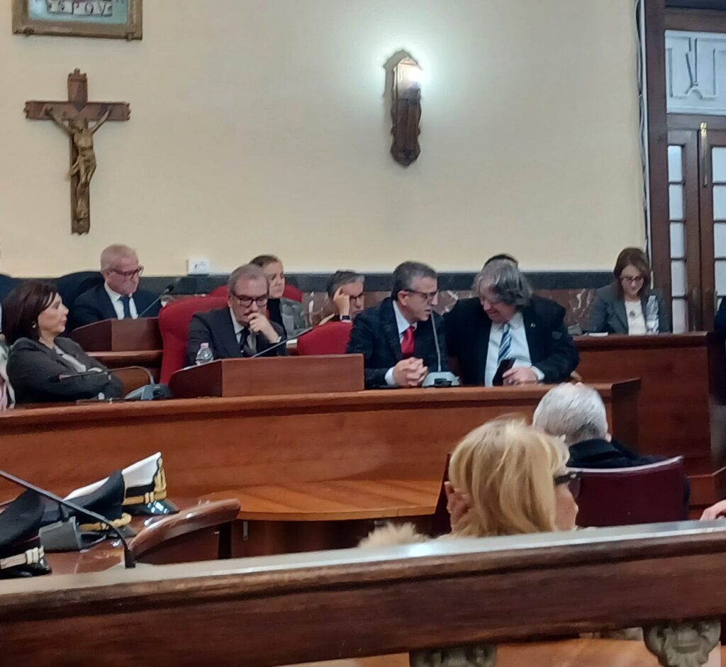 «Chi amministra non deve essere lasciato solo». Un messaggio forte del Consiglio comunale aperto (VIDEO) 2 WhatsApp Image 2026 01 19 at 11.27.33