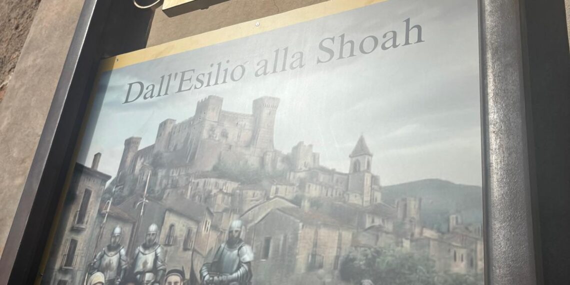 Nicotera ricorda i bambini vittime della shoah con una Stele della Memoria alla Giudecca (VIDEO) 1 Nicotera ricorda i bambini vittime della shoah con una Stele della Memoria alla Giudecca (VIDEO)