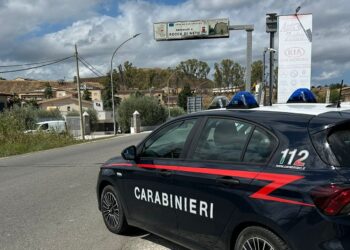 I Carabinieri scoprono 3 lavoratori in nero in un autolavaggio a Rocca di Neto