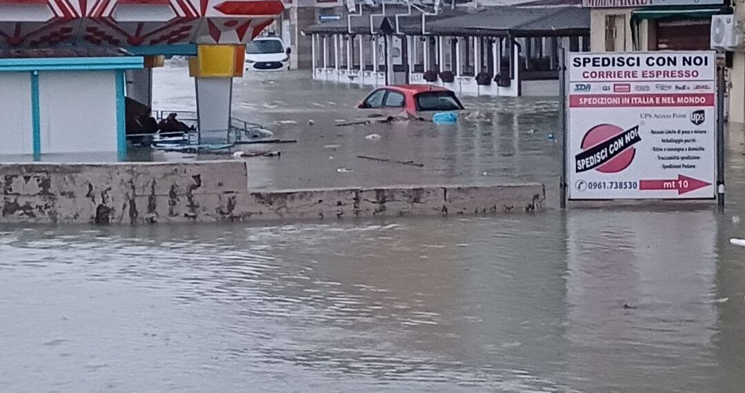 Maltempo, il Consiglio dei ministri dichiara lo stato di emergenza, subito 100 milioni per le somme urgenze 1 Maltempo, il Consiglio dei ministri dichiara lo stato di emergenza, subito 100 milioni per le somme urgenze