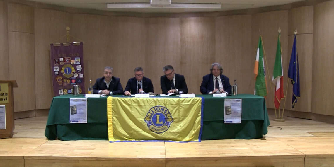 Il Lions Club Vibo Valentia, insieme all’UIR e al CSV Calabria centro, ha presentato il romanzo L’Ultima Notte (VIDEO)