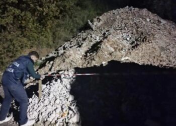Paola, discarica abusiva con rifiuti speciali sequestrata dalla Guardia di Finanza 