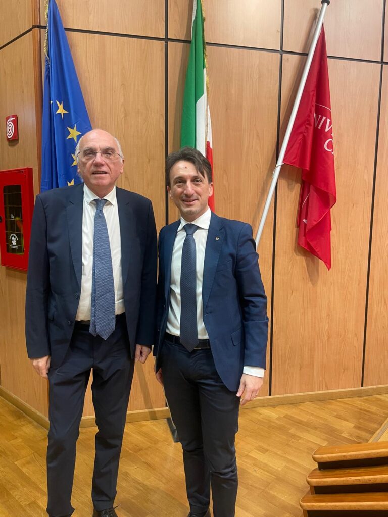 Scienza, dati ambientali e governance: ARPACAL alla giornata “Giancarlo Susinno: scienza, libertà, futuro” 4 unical 1 2 768x1024 1