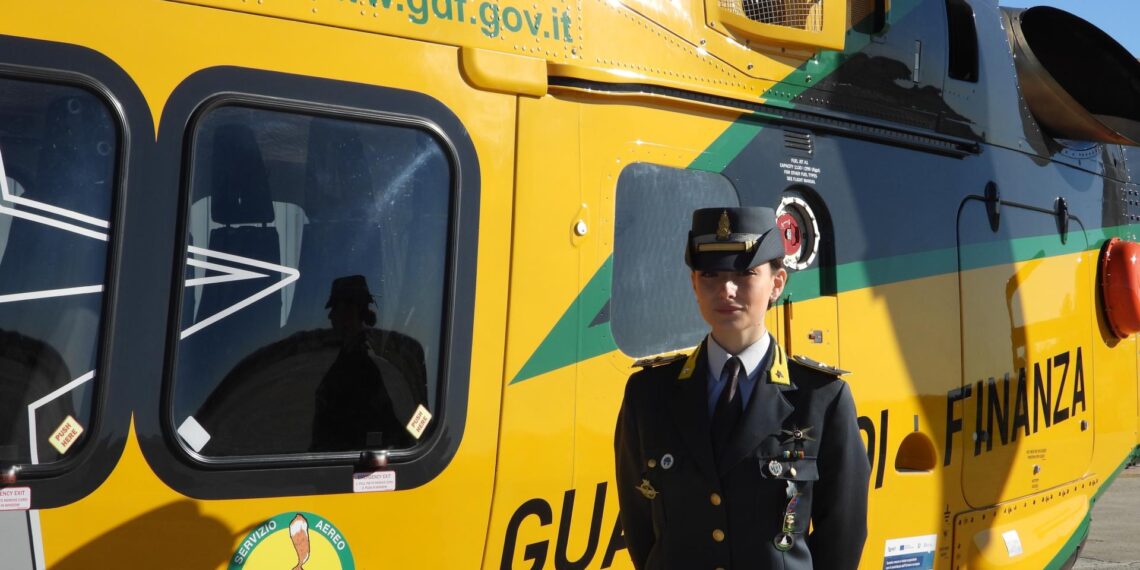 La vibonese Flavia Gnoffo Nucleo Operativo della Sezione Aerea della Guardia di Finanza di Rimini 1 La vibonese Flavia Gnoffo Nucleo Operativo della Sezione Aerea della Guardia di Finanza di Rimini