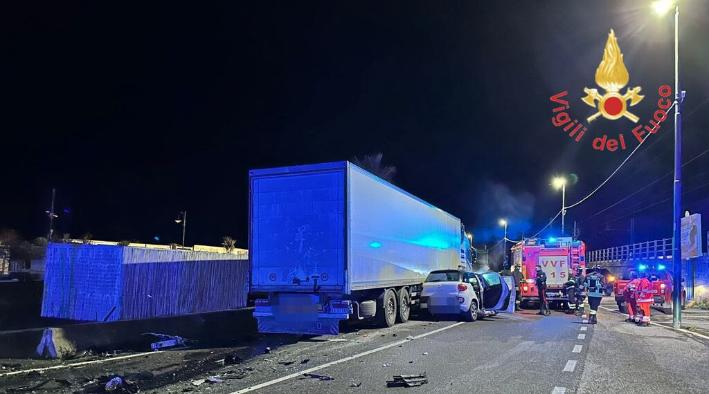 Ancora un incidente mortale sule strade calabresi (NOME)