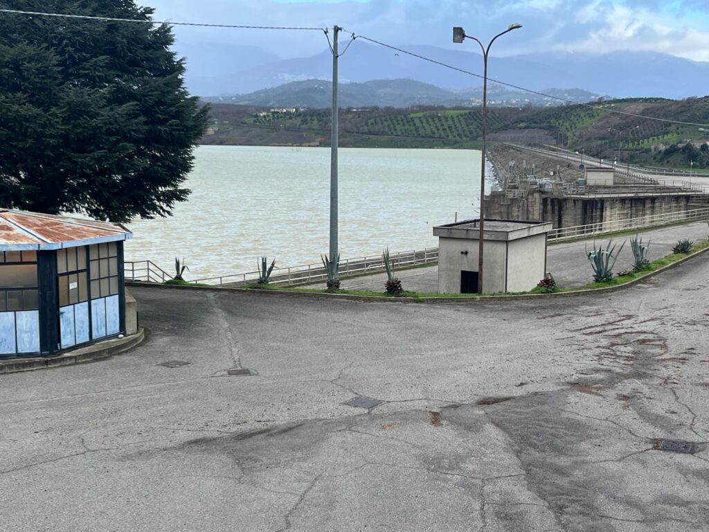 Maltempo in Calabria, il Consorzio di Bonifica sempre in prima linea (FOTO) 12 Cabina di regia allopera5