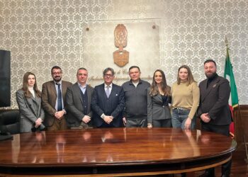 Confesercenti Calabria e Camera di Commercio rafforzano legami e cooperazione con l’Ucraina 8 Confesercenti Calabria e Camera di Commercio rafforzano legami e cooperazione con l’Ucraina