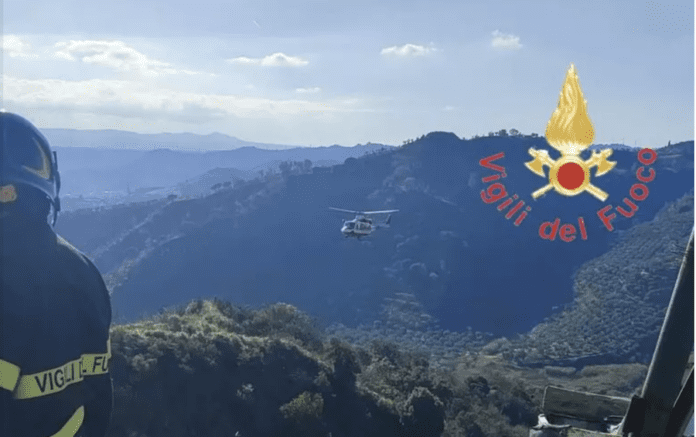 È morto il camionista finito nel burrone a Catanzaro 1 È morto il camionista finito nel burrone a Catanzaro