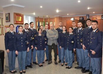 Vibo Valentia, il questore dà il benvenuto ai 14 nuovi vice ispettori assegnati alla questura