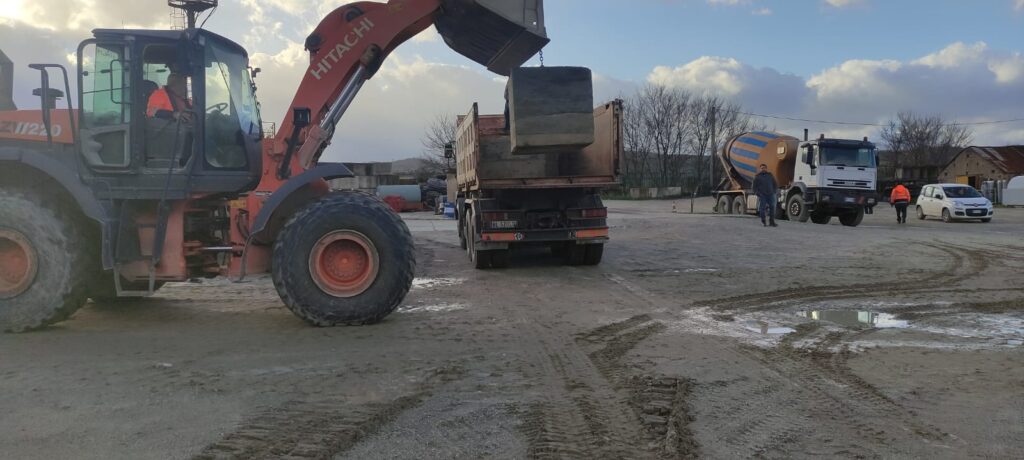 Maltempo in Calabria, il Consorzio di Bonifica sempre in prima linea (FOTO) 16 WhatsApp Image 2026 02 13 at 22.22.47