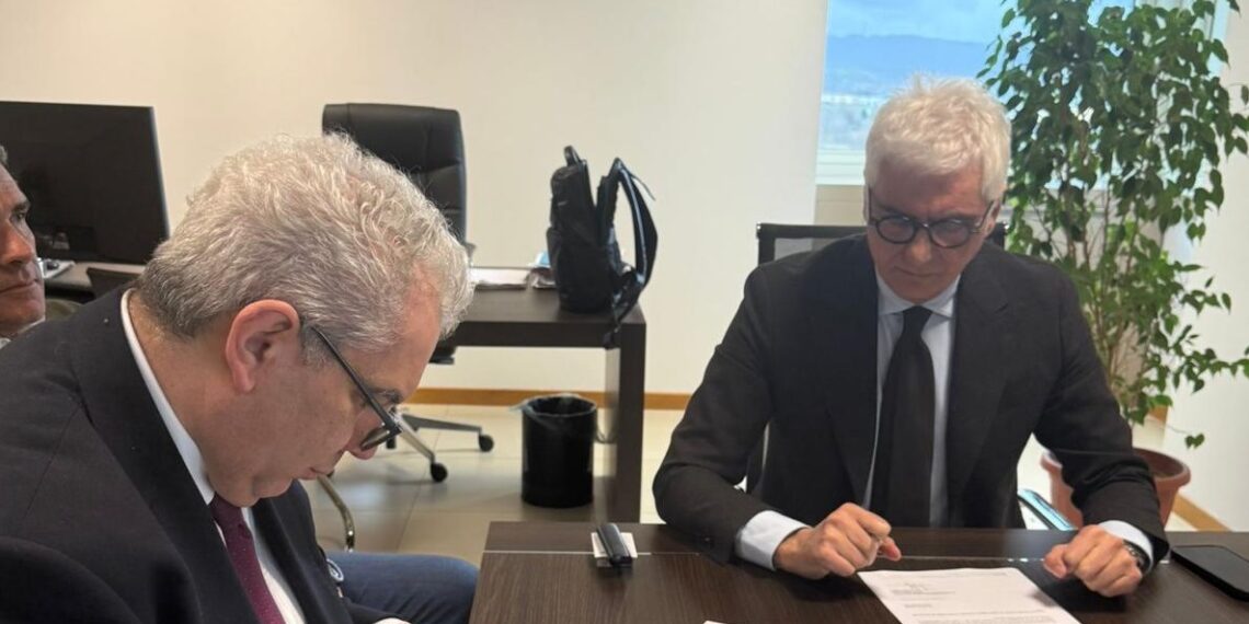 Depurazione a Castrovillari, firmato il contratto d'appalto per la maxi opera 1 Depurazione a Castrovillari, firmato il contratto d’appalto per la maxi opera