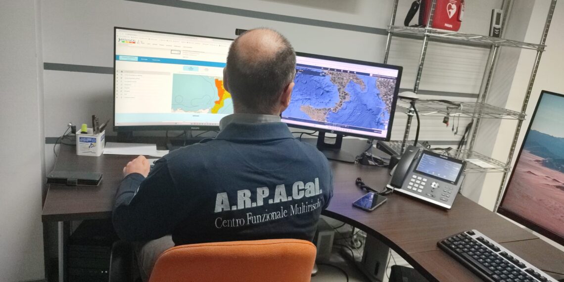 Maltempo in Calabria: attivato il presidio notturno del Centro Funzionale Multirischi ARPACAL 1 Maltempo in Calabria: attivato il presidio notturno del Centro Funzionale Multirischi ARPACAL
