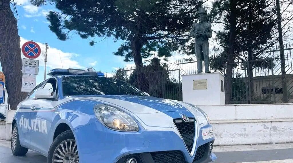 La Polizia di Crotone effettua controlli a Isola di Capo Rizzuto e nel capoluogo, denunciata una persona