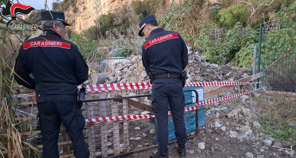 Scoperta e sequestrata a Marinella di Cetraro, una discarica abusiva