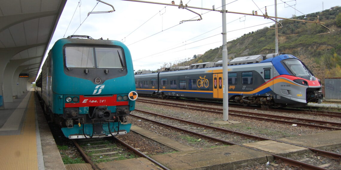 Ulrike, sulla tratta tirrenica treni sospesi o bodifiche alla tratta