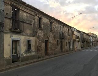 Zaccanopoli, si dimettono i consiglieri: cade l’amministrazione?