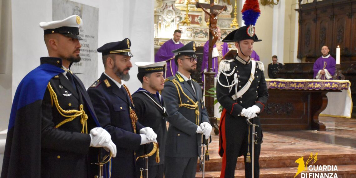 Celebrazione Eucaristica Interforze a Vibo Valentia per la preparazione alla Pasqua