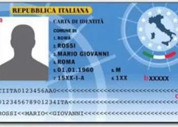 Addio documento d’identità cartaceo: dal 3 agosto resta solo quella elettronica