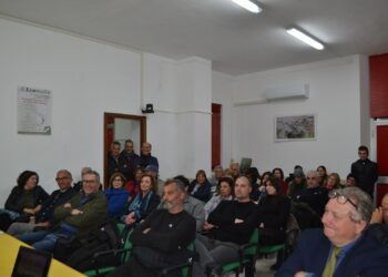 Dalla Calabria al buco nero al centro della Via Lattea: come fotografare l’invisibile