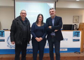 Spleen e malinconia, una lezione che parla di poesia, cittadinanza e crescita personale all'IIS ITG E ITE E ITI 13 Spleen e malinconia, una lezione che parla di poesia, cittadinanza e crescita personale all’IIS ITG E ITE E ITI