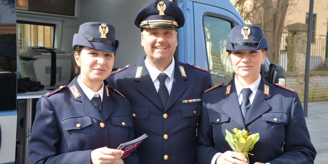 La Polizia di Vibo Valentia celebra la Giornata Internazionale della Donna