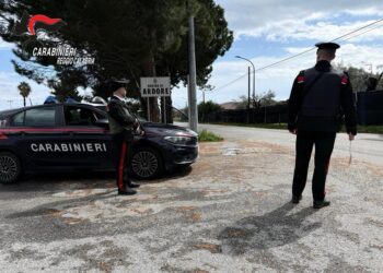 Ardore, minaccia i familiari con un coltello per ottenere denaro: arrestato dai carabinieri