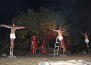 Ritorna la Passione vivente a Joppolo. L’appuntamento è per domenica delle Palme alle ore 19,00 5 Ritorna la Passione vivente a Joppolo. L’appuntamento è per domenica delle Palme alle ore 19,00