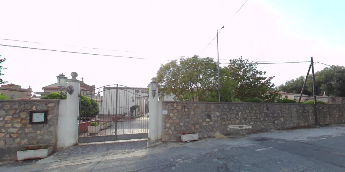 Nicotera: muore giovane immigrato, il suo corpo giace nell’obitorio dello Jazzolino senza degna sepoltura