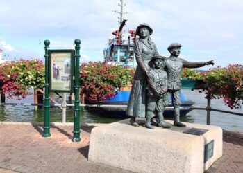 Cobh, l’ultimo respiro del Titanic. Il porto irlandese dove il sogno iniziò… e il destino prese il largo 4 Cobh, l’ultimo respiro del Titanic. Il porto irlandese dove il sogno iniziò… e il destino prese il largo