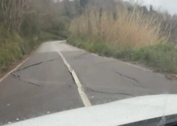 Maltempo nel Vibonese, San Nicola da Crissa quasi isolato: strade chiuse e disagi crescenti