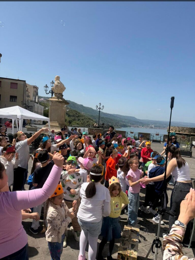 2DB19EC1 7A70 4ECC 8DA3 F605BE711EA9