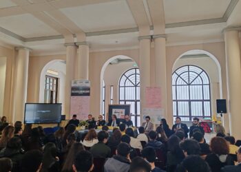 Bullismo e cyberbullismo, ragazzi sempre più vittime. Se ne è parlato con gli studenti della Garibaldi (VIDEO)