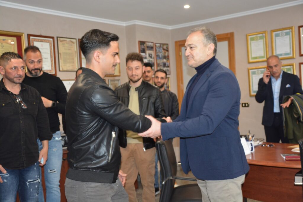 674640861 1405755188261310 7008040212630790919 n