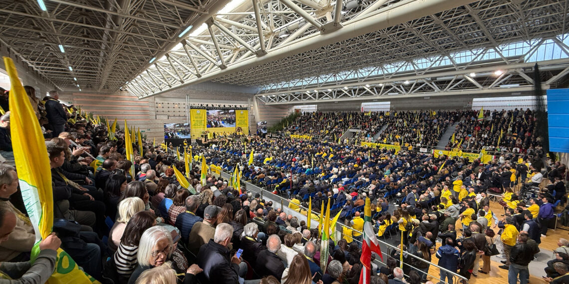 Costi fuori controllo e rischio per la produzione alimentare. Da Policoro l’appello degli agricoltori di Coldiretti Calabria e Basilicata 1 Costi fuori controllo e rischio per la produzione alimentare. Da Policoro l’appello degli agricoltori di Coldiretti Calabria e Basilicata