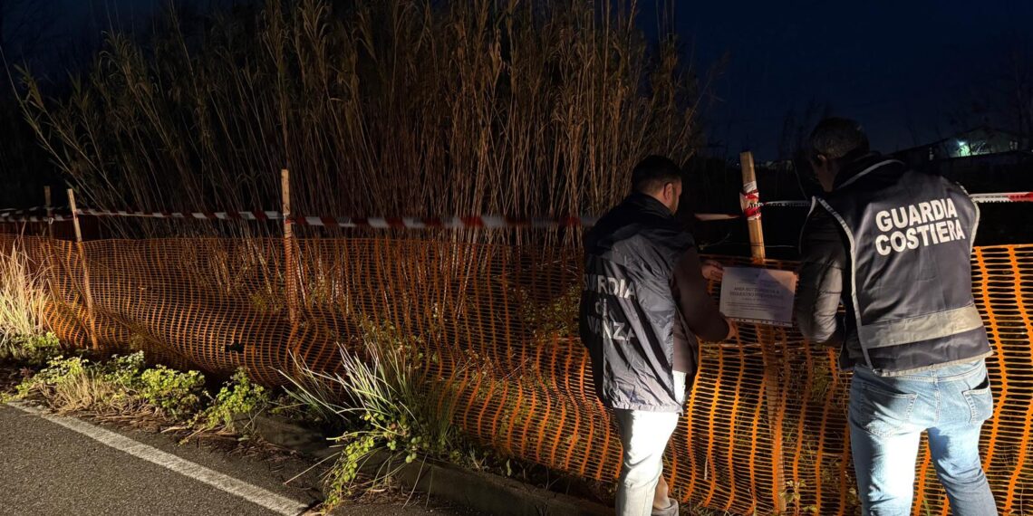 Sequestrata a Sant’Eufemia Lamezia un’area di 60 mq, sotto la quale insiste un tratto di rete fognaria