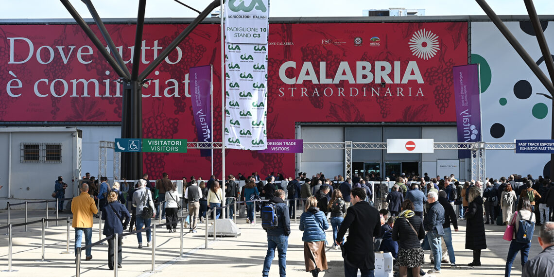 Vinitaly 2026, la Calabria protagonista tra tradizione e innovazione