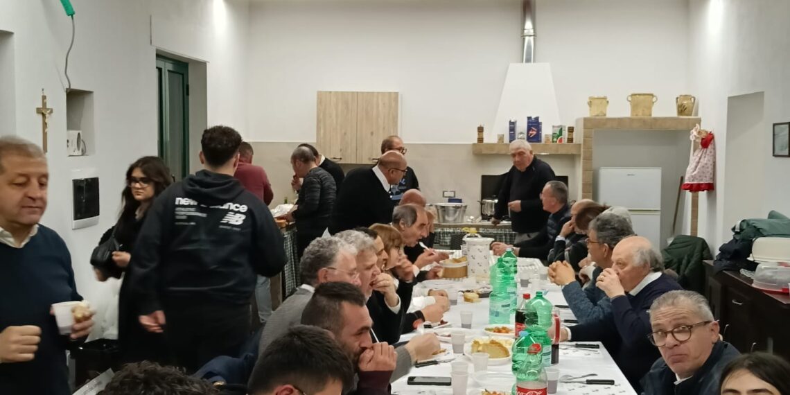 I progetti culturali della banda musicale di Cropani illustrati nel “DopoNaca” dal Maestro Luigi Cimino