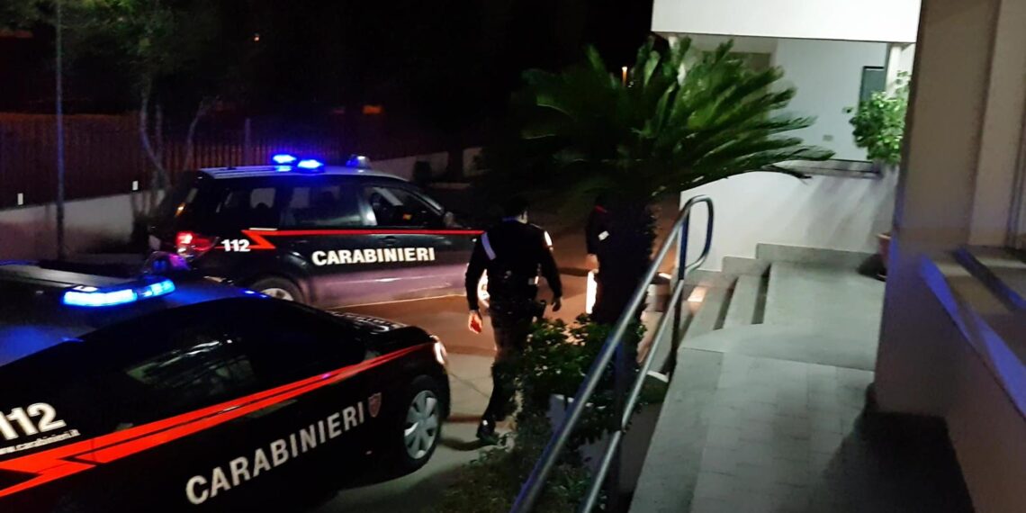 Smascherato un falso broker che aveva truffato un uomo a San Luca