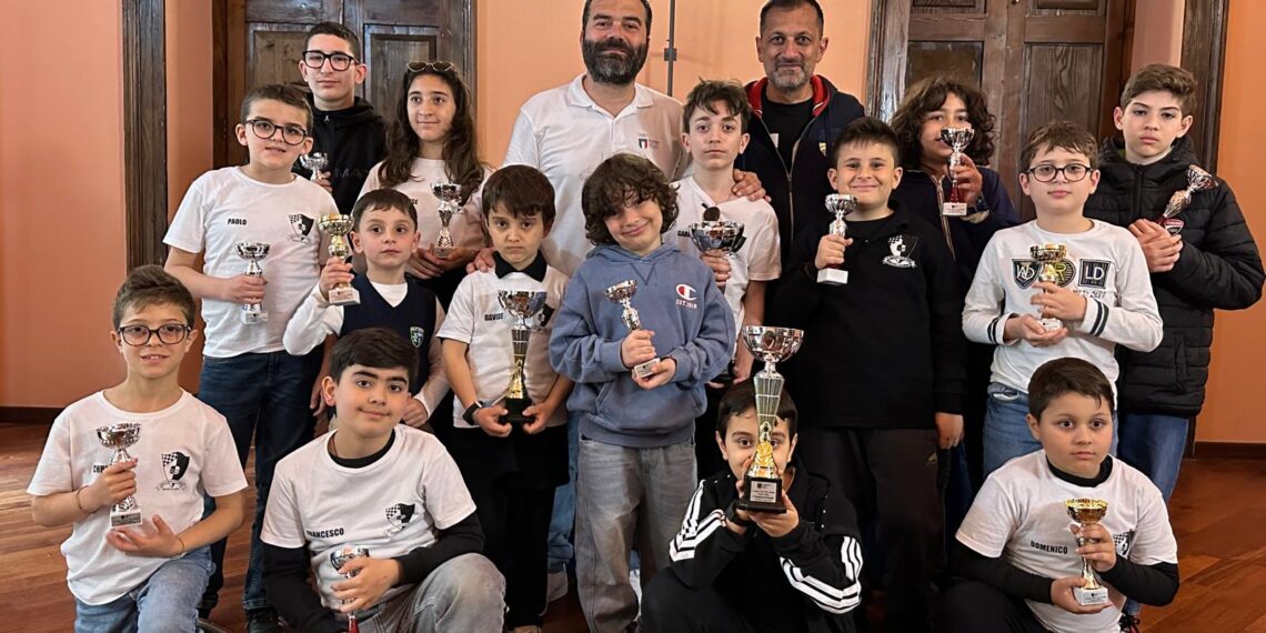 La Dama italiana a Palazzo Gagliardi con la 1ª Coppa Città di Vibo Valentia