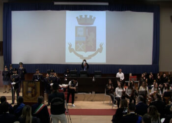 Celebrato a Vibo Valentia il 174° anniversario della fondazione della Polizia (VIDEO) 7 Celebrato a Vibo Valentia il 174° anniversario della fondazione della Polizia (VIDEO)