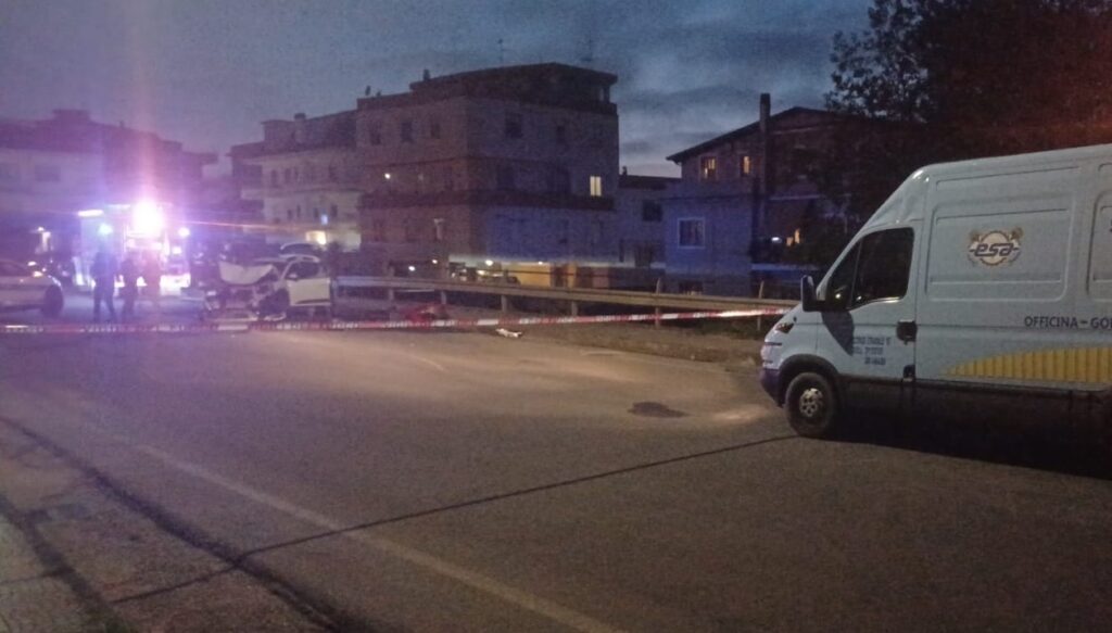 incidente viale della pace
