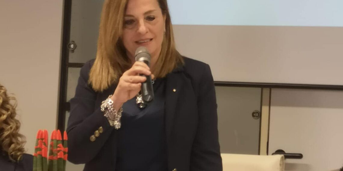 Definizione agevolata delle entrate comunali: il Comune amplia la platea dei beneficiari e proroga i termini 1 La scelta dell’assessore Ketty De Luca di garantire lo svolgimento del mercato il 25 aprile rilancia il comparto