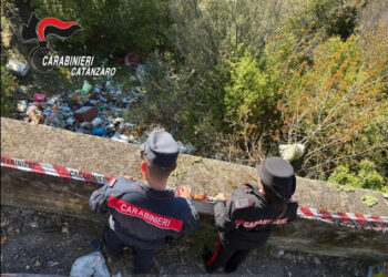 Scoperta discaria abusiva a Lamezia Terme