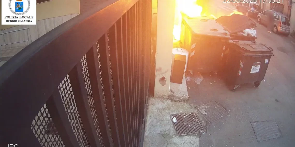 Rintracciato il responsabile dell’incendio di Via Sbarre inferiori a Reggio Calabria