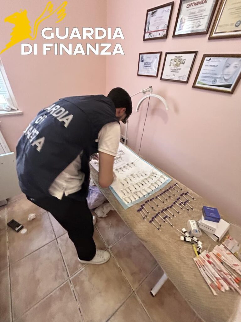 Scoperti a Crotone due studi di medicina estetica abusivi (VIDEO) 4 14052026 094544 4