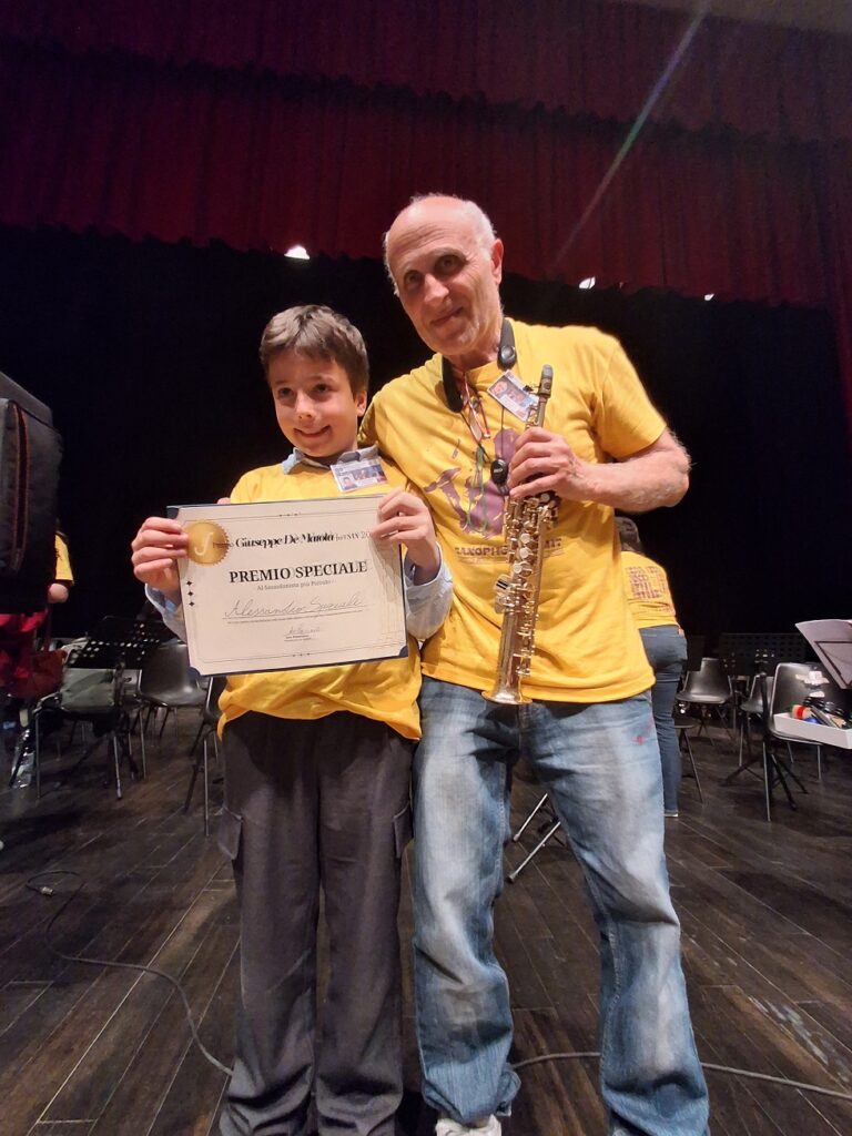 Giovanissimo talento vibonese premiato al Kroton SaxophonEvent 2026 4 20260503 213343